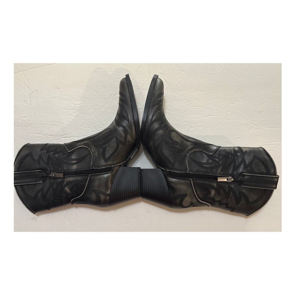 Forever 21 Stitch Design Pointy Distressed Cowboy Boots Size 7 New - Picture 5 of 8